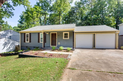 Photo 1 - Charming Alpharetta Home w/ Spacious Yard