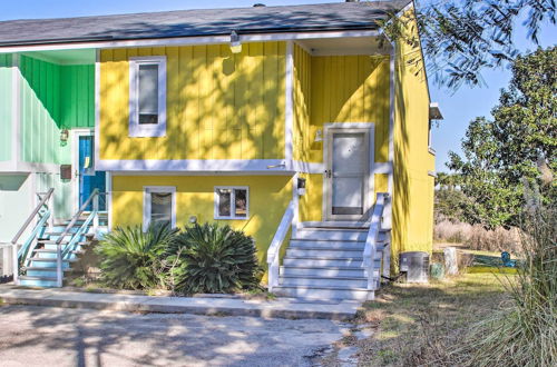 Photo 18 - Savannah Townhome w/ Deck - 15 Mi to Beach