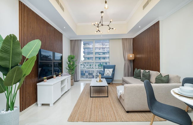 Luxe Apartments near Dubai Mall, Burj Khalifa - Pool, Gym, & Parking by Sojo Stay - Foto 57