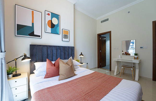 Luxe Apartments near Dubai Mall, Burj Khalifa - Pool, Gym, & Parking by Sojo Stay - Foto 22