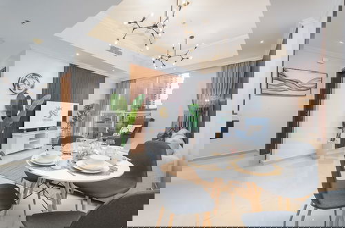 Foto 58 - Luxe Apartments near Dubai Mall, Burj Khalifa - Pool, Gym, & Parking by Sojo Stay