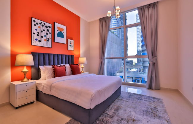 Luxe Apartments near Dubai Mall, Burj Khalifa - Pool, Gym, & Parking by Sojo Stay - Foto 6
