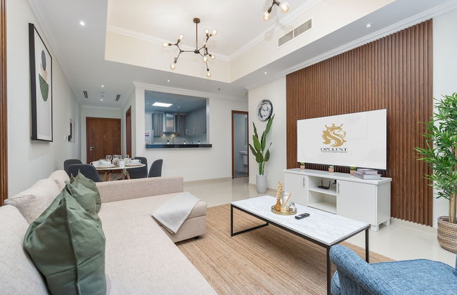 Luxe Apartments near Dubai Mall, Burj Khalifa - Pool, Gym, & Parking by Sojo Stay - Foto 59