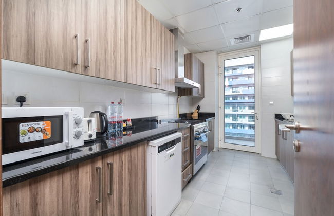Luxe Apartments near Dubai Mall, Burj Khalifa - Pool, Gym, & Parking by Sojo Stay - Foto 53