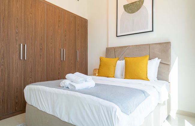 Luxe Apartments near Dubai Mall, Burj Khalifa - Pool, Gym, & Parking by Sojo Stay - Foto 26