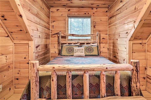 Photo 12 - Pet-friendly Blue Ridge Vacation Rental Cabin
