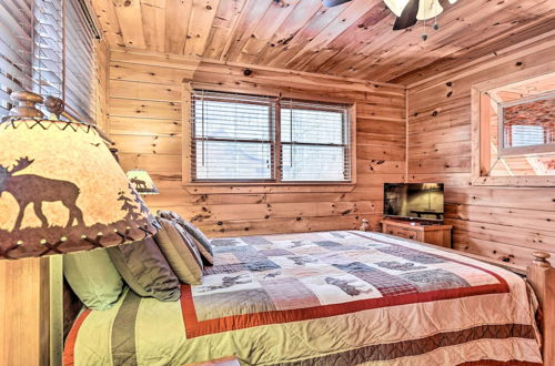 Foto 7 - Pet-friendly Blue Ridge Vacation Rental Cabin