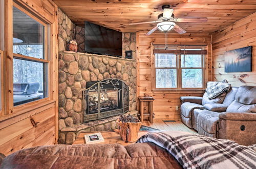 Photo 2 - Pet-friendly Blue Ridge Vacation Rental Cabin