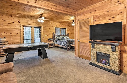 Photo 26 - Pet-friendly Blue Ridge Vacation Rental Cabin