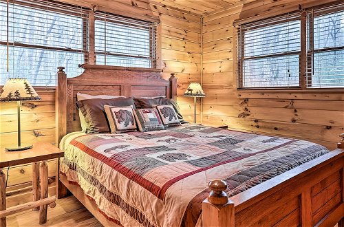 Foto 21 - Pet-friendly Blue Ridge Vacation Rental Cabin