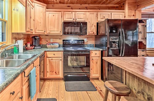 Foto 19 - Pet-friendly Blue Ridge Vacation Rental Cabin