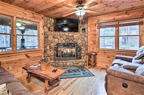 Foto 1 - Pet-friendly Blue Ridge Vacation Rental Cabin