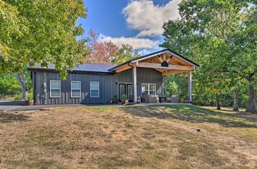 Photo 20 - Cozy Tennessee Country Retreat on 5 Acres