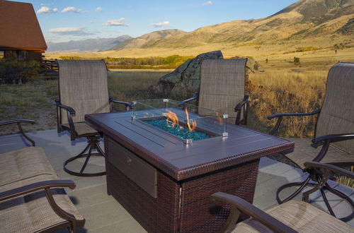 Photo 8 - Yellowstone Lodge w/ Game Room & Panoramic Views