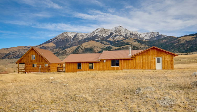 Photo 1 - Yellowstone Lodge w/ Game Room & Panoramic Views