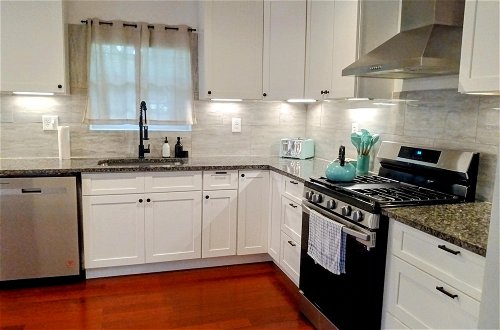 Photo 14 - Newly-remodeled, pet Friendly Home, Close to Beach
