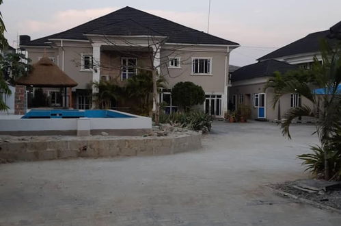 Photo 19 - Captivating 3-bed Apartment in Lagos