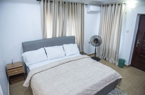 Foto 8 - Captivating 3-bed Apartment in Lagos