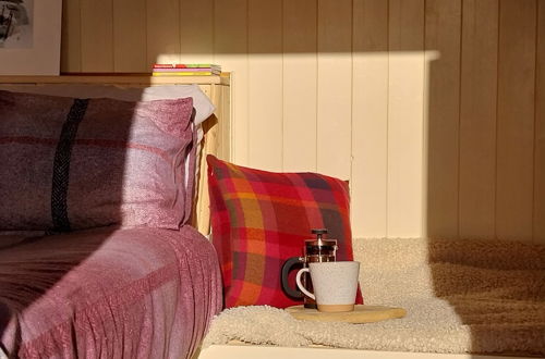 Photo 10 - Cosy Shepherds hut in Carmarthen