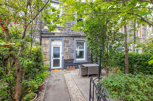 Foto 19 - Altido Charming 1-Bed Ap Near Leith Links W/ Patio