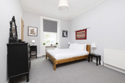 Photo 4 - Altido Charming 1-Bed Ap Near Leith Links W/ Patio