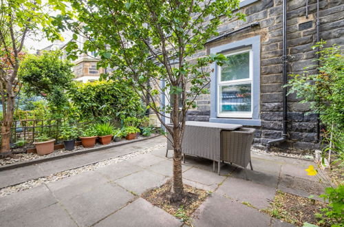 Photo 22 - JOIVY Charming 1-Bed Ap Near Leith Links W/ Patio