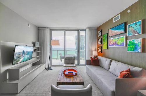 Photo 13 - Beachfront Condo with Comfort, Light & Ocean View