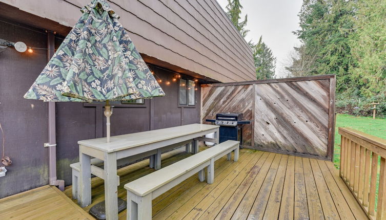 Photo 1 - Charming Chehalis Retreat w/ Outdoor Grill + Deck