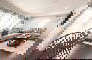 Foto 1 - Chic Lake Geneva Apartment in Desirable Location!