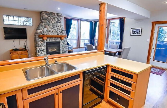Polar Peak Lodges by Fernie Lodging CO - Foto 37