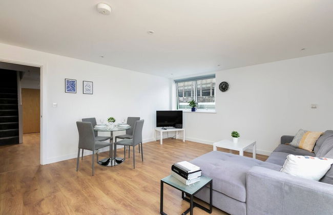 Skyvillion - Huge 4bed Apartment Wbalcony - Parking - Foto 17
