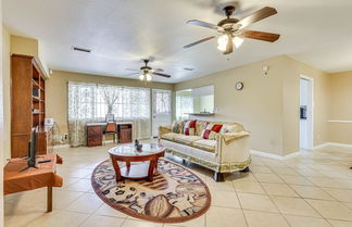 Foto 1 - Quiet Houston Home w/ Porch - 6 Mi to NRG Stadium