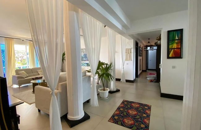 Lux Suites Hayana Palm Apartments - Foto 10