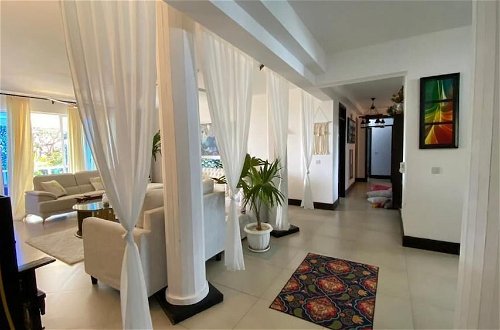 Foto 10 - Lux Suites Hayana Palm Apartments