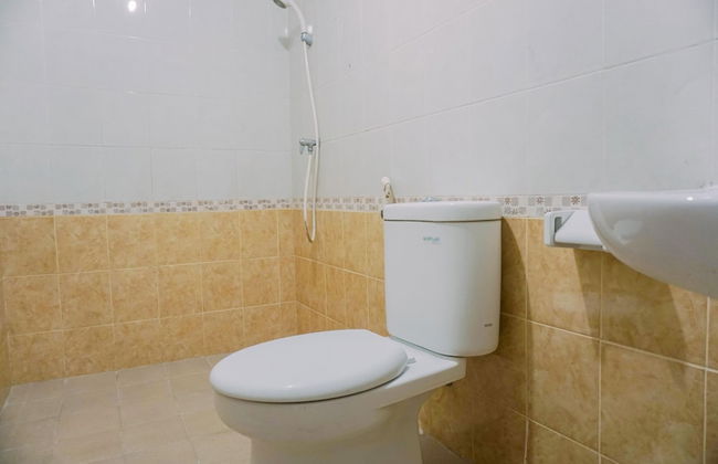 Well Furnished 2Br Grand Palace Kemayoran Apartment - Photo 21