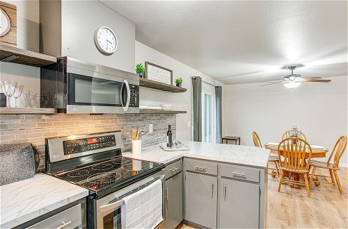 Foto 8 - Updated Duplex Home < 1 Mi to Downtown Enumclaw