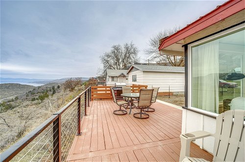 Foto 2 - Cozy Grand Coulee Home w/ Deck & Views