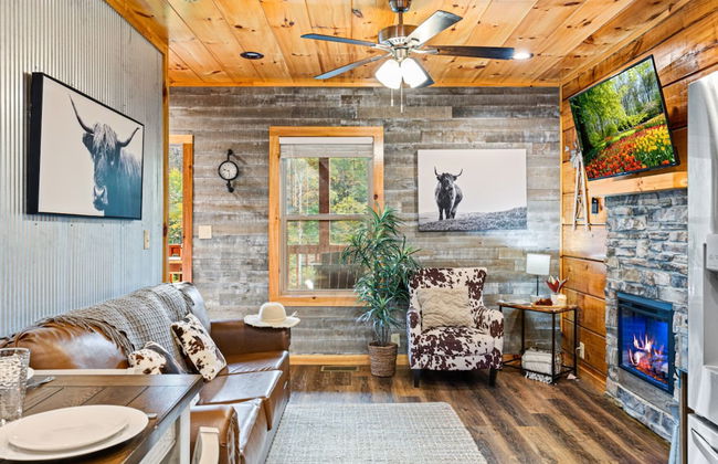 Rustic Mountain Retreat by Ghosal Luxury Lodging - Foto 12