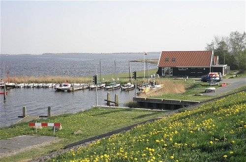 Foto 27 - 6 Pers. House With Sunny Terrace at a Typical Dutch Canal & by Lake Lauwersmeer