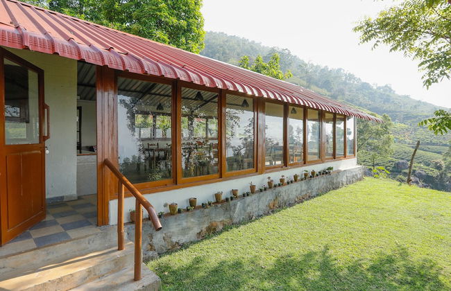 DEVASHOLA HOMESTAY - Photo 27