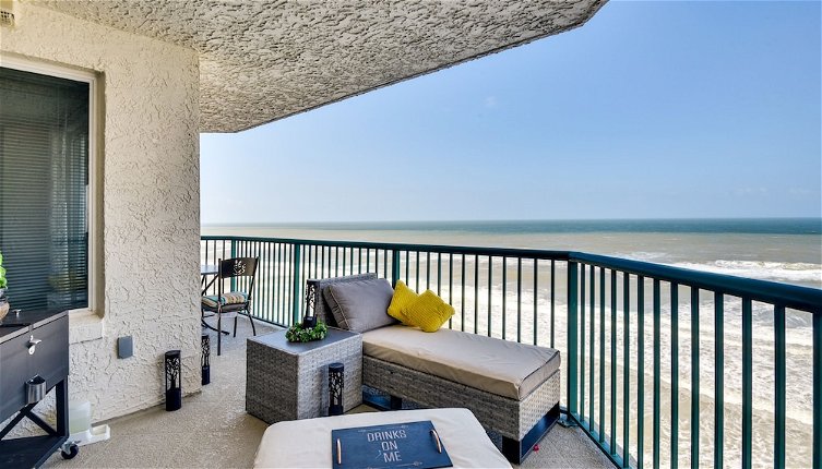 Foto 1 - Eclectic Daytona Beach Condo w/ Breathtaking View