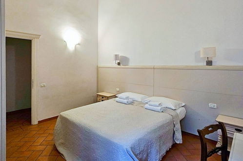 Photo 3 - Comfortable Apartment in the Historic Center for Groups