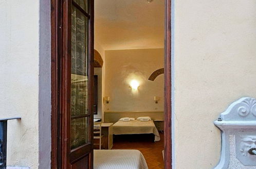 Photo 8 - Comfortable Apartment in the Historic Center for Groups