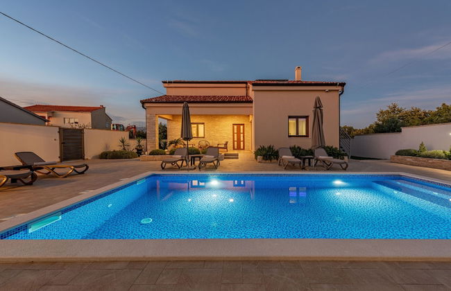 Villa Roza - Foto 1