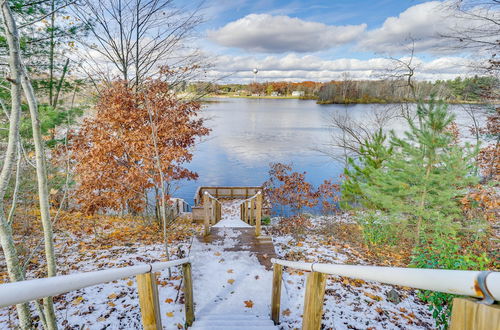 Photo 8 - Lake White Cloud Home With Fire Pit