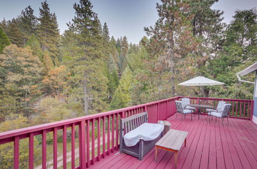 Photo 15 - Cabin w/ 2 Decks - 3 Mi to Lake Arrowhead Village