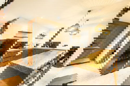 Foto 11 - Spacious Loft 200m From Beach Canggu
