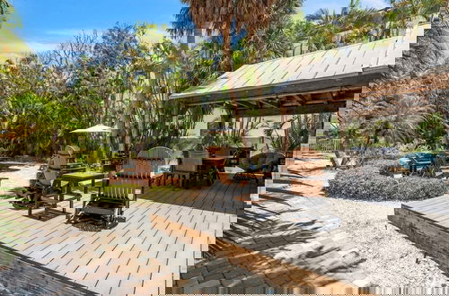 Foto 40 - Shady Mango 2 Bedroom Home by RedAwning