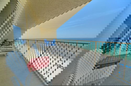 Foto 33 - Beautiful Condo with Spacious Balcony to Enjoy Fascinating Ocean View - Unit 1002 by RedAwning