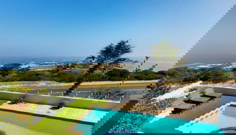Foto 1 - Secure Camps Bay Apartment With Pool Views 17 Nautica